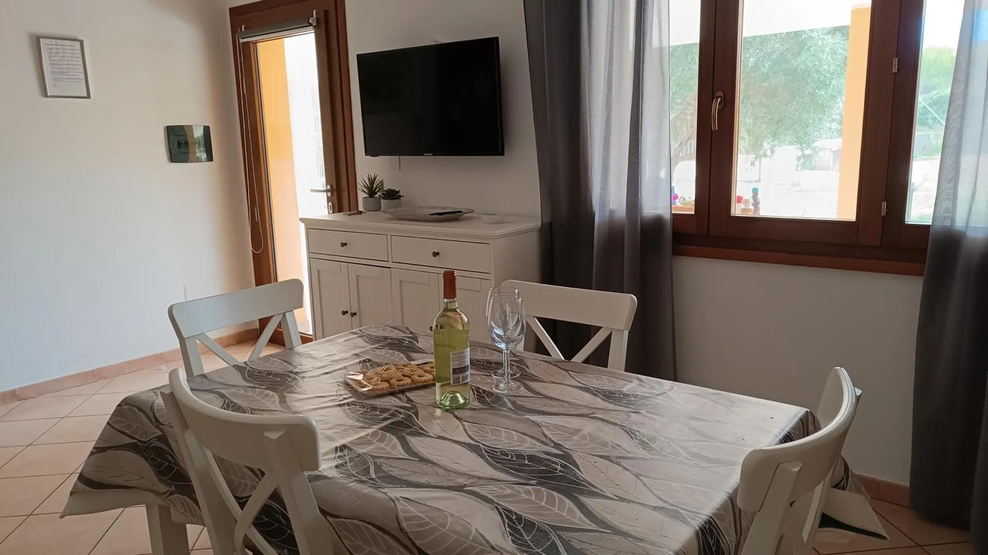 Bombarde Natural House Alghero Itália